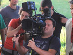 Equipe de filmagem capta tudo