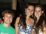 Tomas Fleck, Bruna Patusco e Juliana Macio 