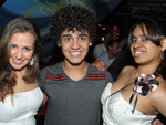 Gabriel Newman, Carolina Menezes e Carolina Montiel